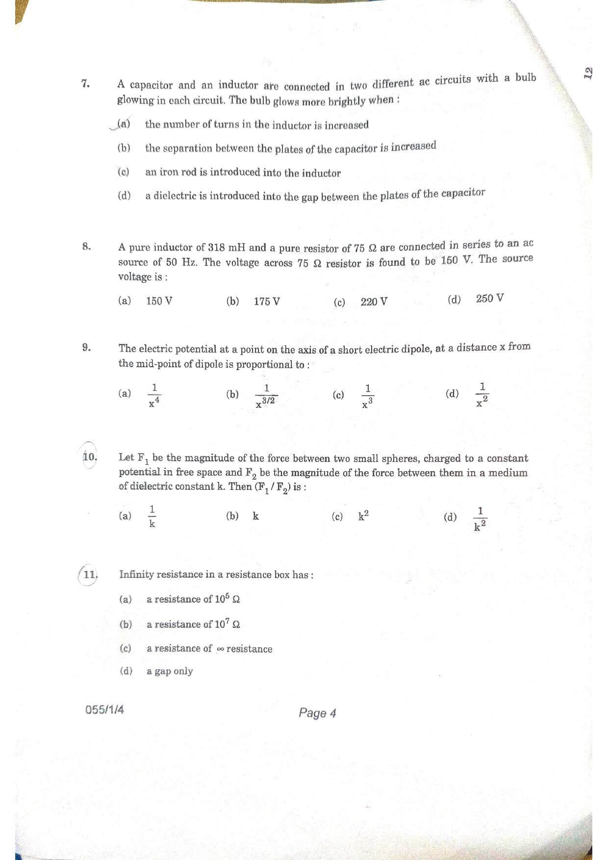 CBSE Class 12 Physics 2021 Question Paper 04